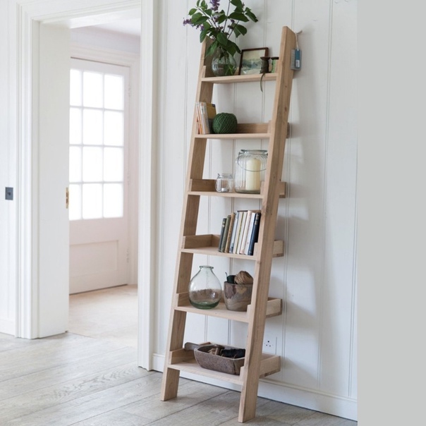 Деревянная кухонная полка