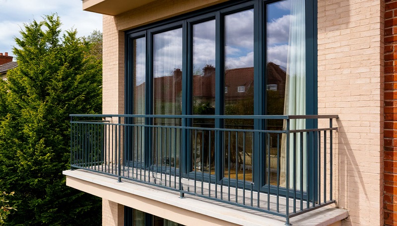 Остекление и отделка балкона или лоджии