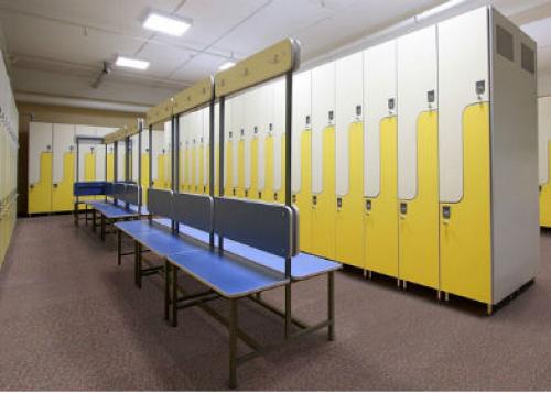 Можно ли заказать металлический шкаф для раздевалки с индивидуальным дизайном. Шкафчики и скамейки в раздевалки