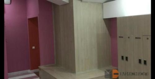 Можно ли заказать металлический шкаф для раздевалки с индивидуальным дизайном. Шкафчики и скамейки в раздевалки