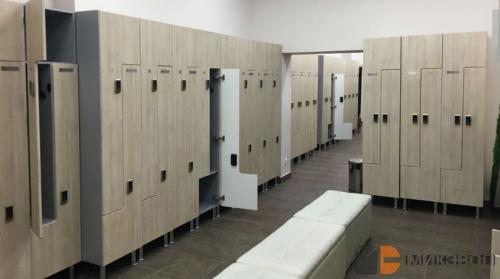 Можно ли заказать металлический шкаф для раздевалки с индивидуальным дизайном. Шкафчики и скамейки в раздевалки