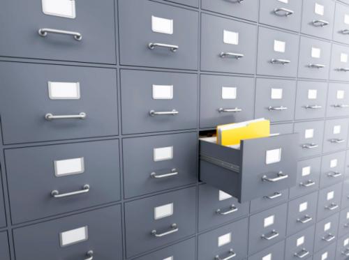Преимущества металлических шкафчиков для раздевалки рабочих: безопасность и долговечность 01