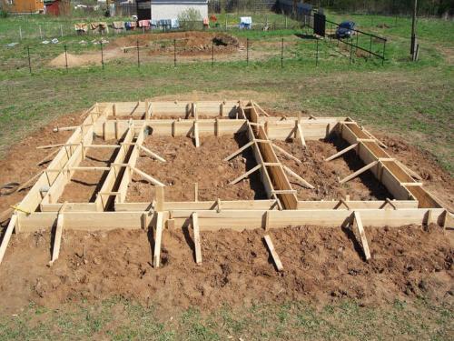 Как сделать современный фундамент своими руками: проверенные рекомендации 08