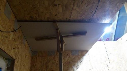 Можно ли использовать гипсокартон на деревянной обрешке в качестве основы для натяжных потолков. Монтаж ГКЛ без каркаса