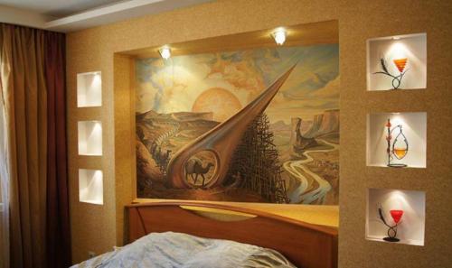 Экономия пространства: как обустроить нишу для холодильника в хрущевке 07