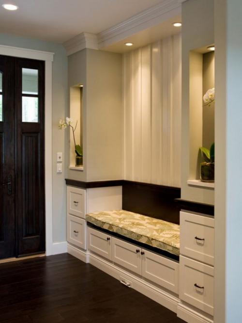 Декор ниши в коридоре. Ниша в прихожей: различные способы использования и их подсветка 94 фото