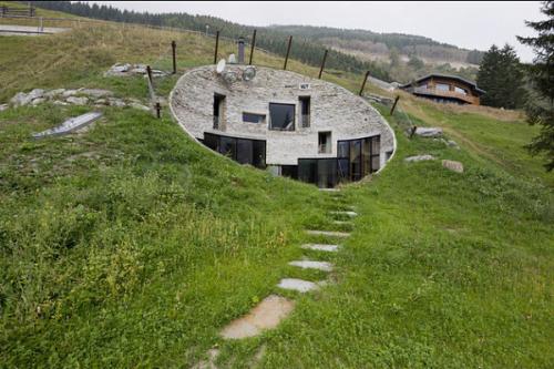Подземные дома ~ Фото. Villa Vals, Швейцария
