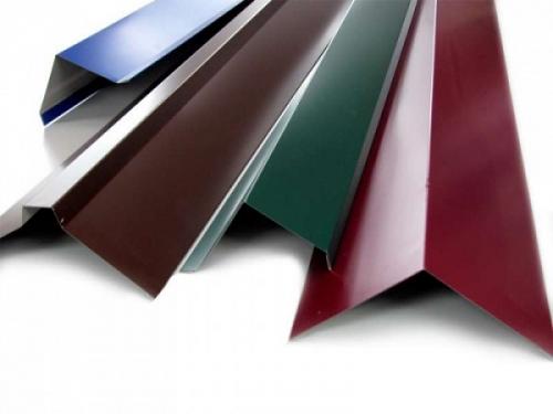 Как обработать края профнастила, чтобы они были безопасными. Чем лучше закрыть острые торцы профнастила