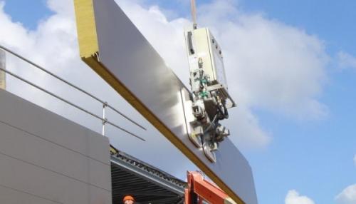 Какие самые распространенные ошибки при монтаже стенового профнастила. Типичные ошибки в монтаже стеновых панелей из профнастила