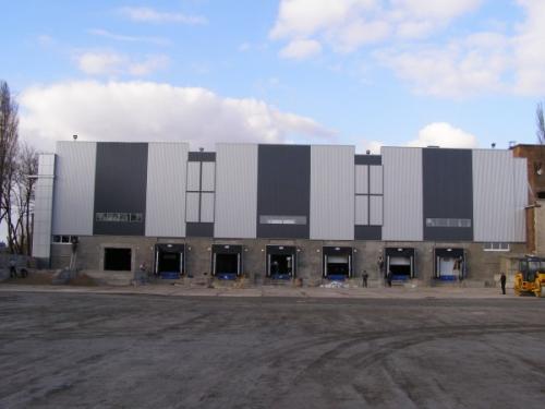 Полное руководство: как обшить дом профлистом красиво и надежно 11