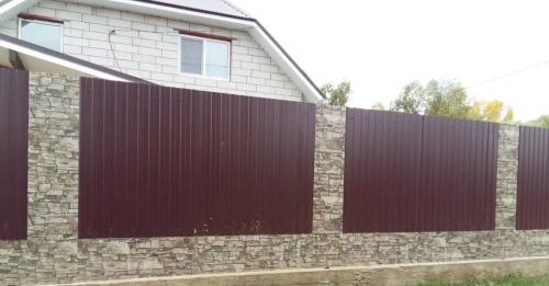 Полное руководство: как обшить дом профлистом красиво и надежно 03