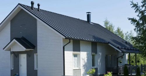 Полное руководство: как обшить дом профлистом красиво и надежно 04