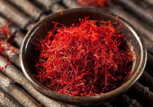 Какие быстрые решения могут спасти ситуацию, если что-то пошло не так на кухне. Кулинарные лайфхаки, которые выручат, если что-то пошло не по плану