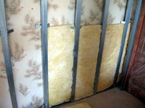 Какие материалы необходимы для облицовки стен гипсокартоном в деревянном доме. Преимущества материала