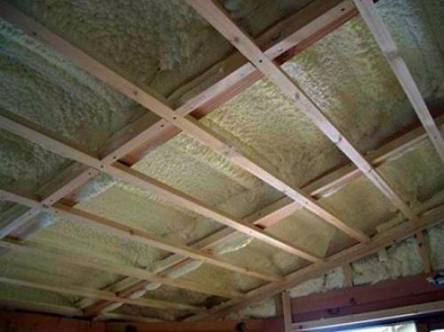 Как обеспечить равномерное распределение натяжения гипсокартона на деревянных рейках. Материал для деревянного каркаса