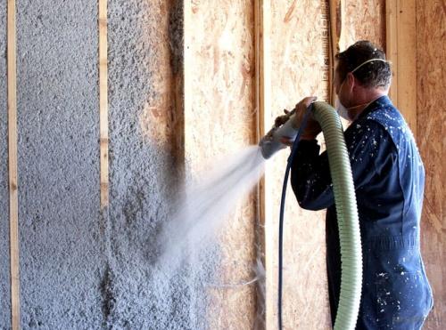 Какие материалы являются наиболее простыми в установке для утепления крыши частного дома. Стекловата и эковата