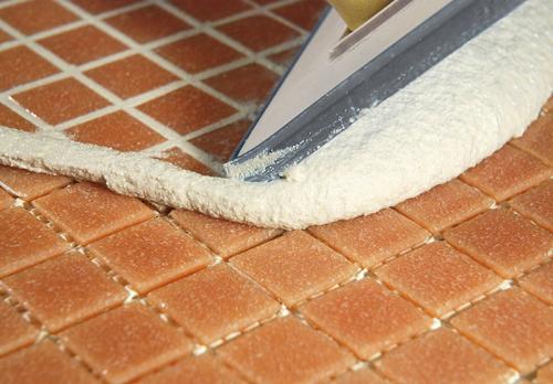 Выбор водостойкой затирки для плитки в ванной: все, что нужно знать 18