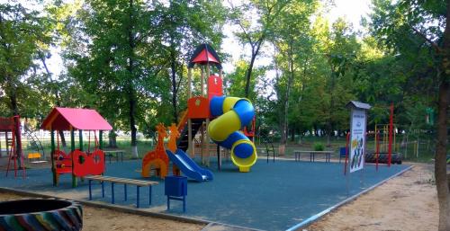 Функциональная планировка 2-комнатной хрущевки для семьи с двумя детьми: практические советы 07