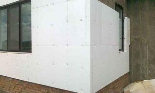 Какой состав имеет пенопласт и может ли он выделять вредные вещества. Вредно ли утепление пенопластом